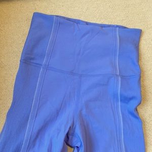 Nike yoga luxe legging in lilac/periwinkle